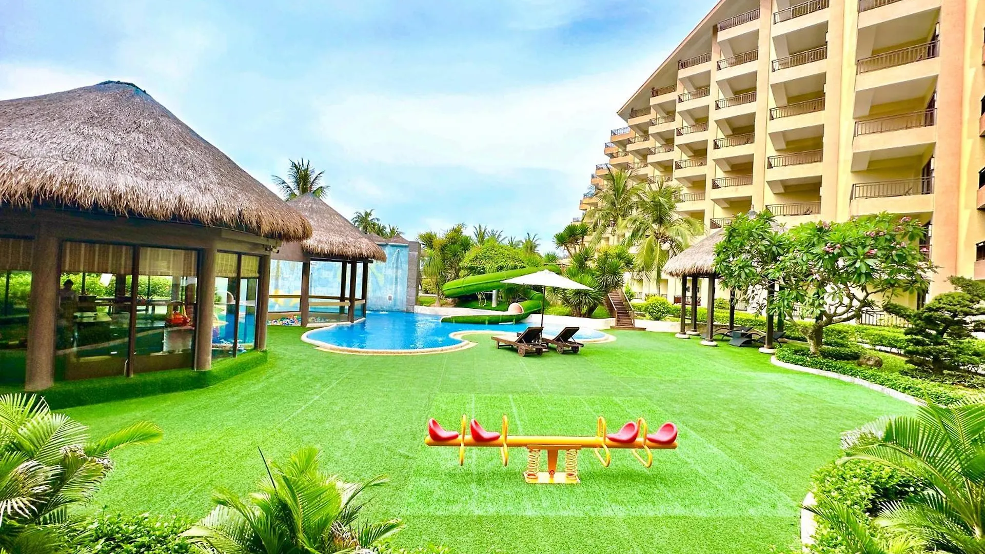 Crowne Plaza Danang Hotel & Resort