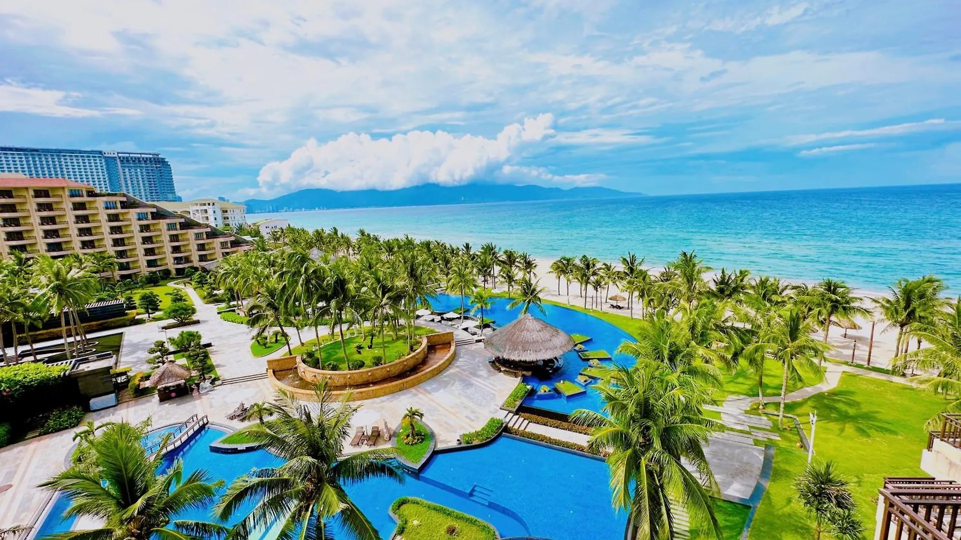 Crowne Plaza Danang Hotel & Resort 5*, Da Nang