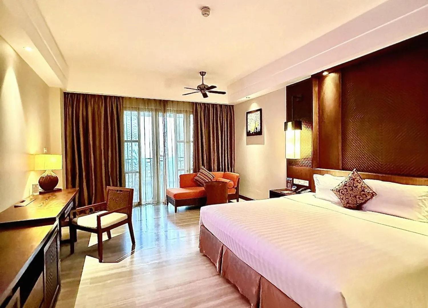 Crowne Plaza Danang Hotel & Resort 5*, Da Nang Vietnam