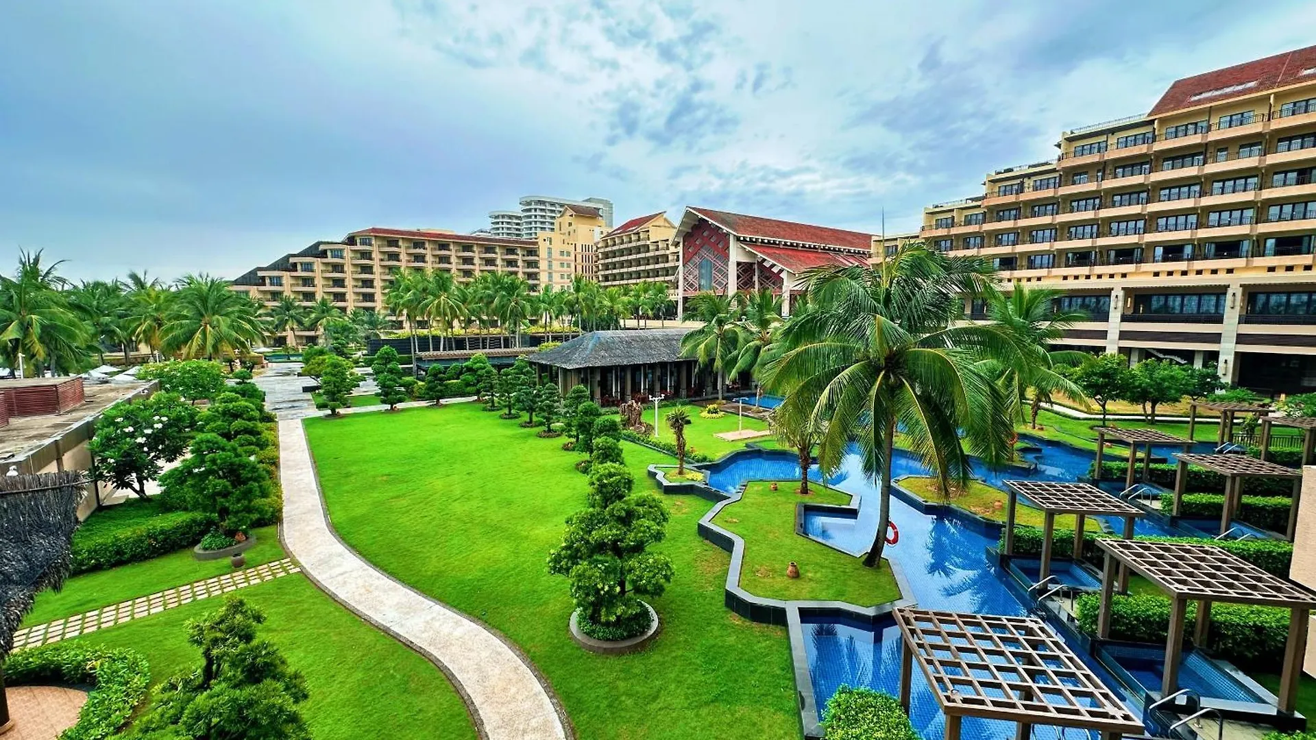 Crowne Plaza Danang Hotel & Resort Vietnam
