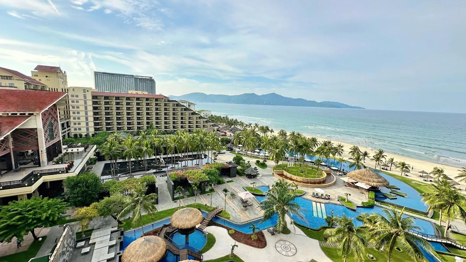 Crowne Plaza Danang Hotel & Resort 5*, Da Nang