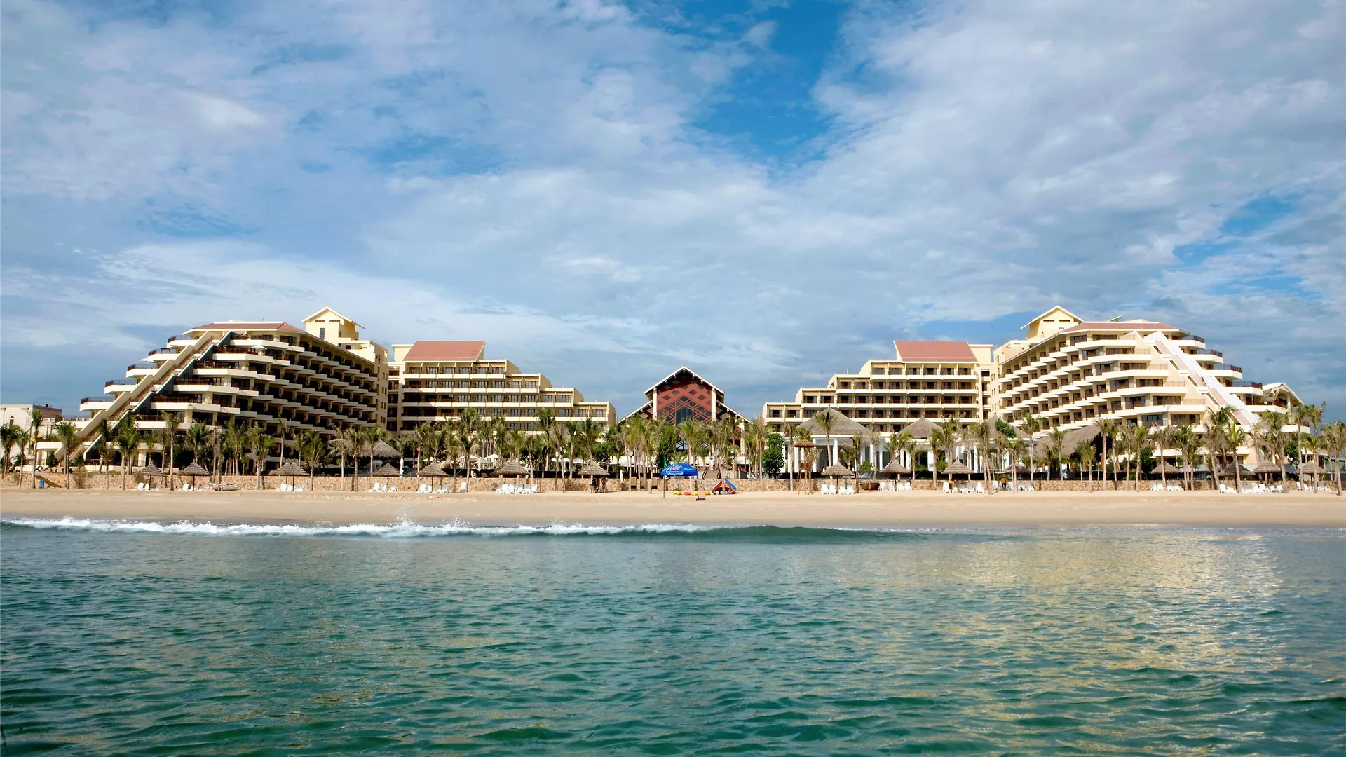 Crowne Plaza Danang Hotel & Resort 5*, Đà Nẵng Vietnam