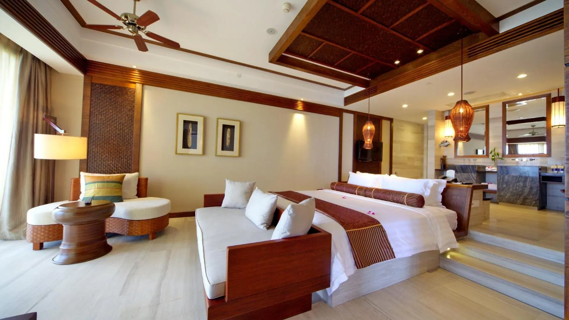 Crowne Plaza Danang Hotel & Resort