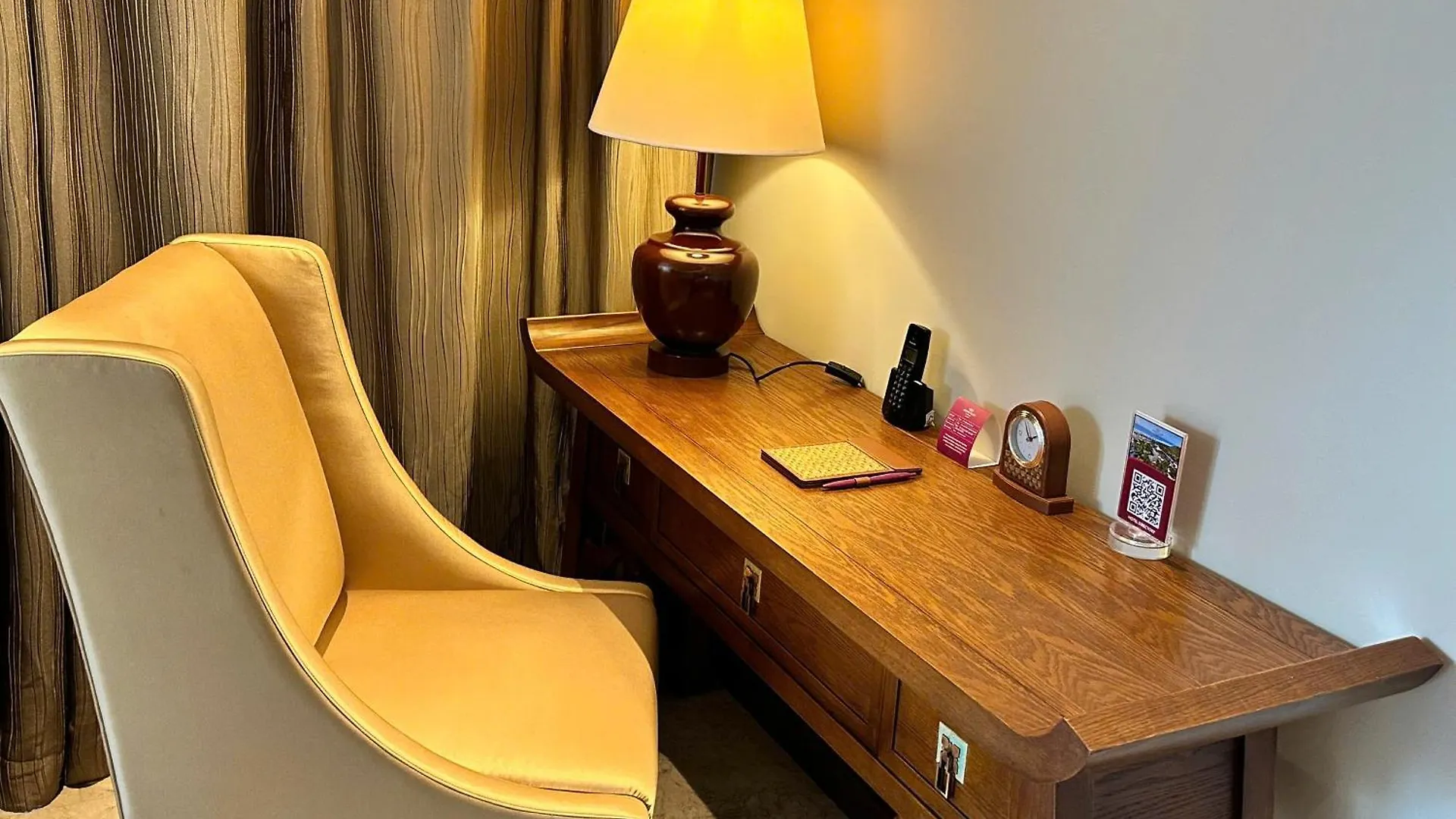 *****  Crowne Plaza Danang Hotel & Resort Vietnam