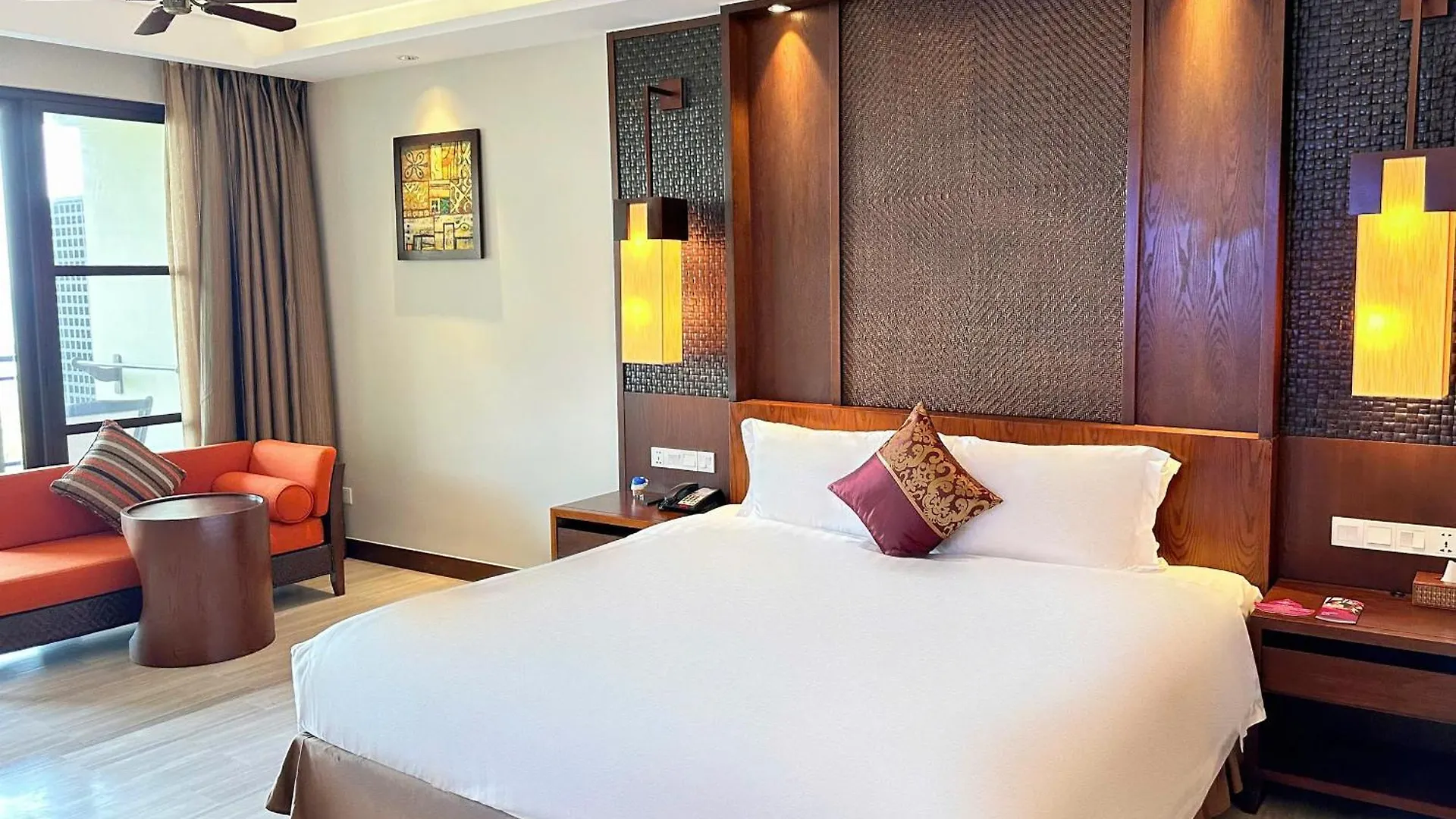 Crowne Plaza Danang Hotel & Resort  Дананг