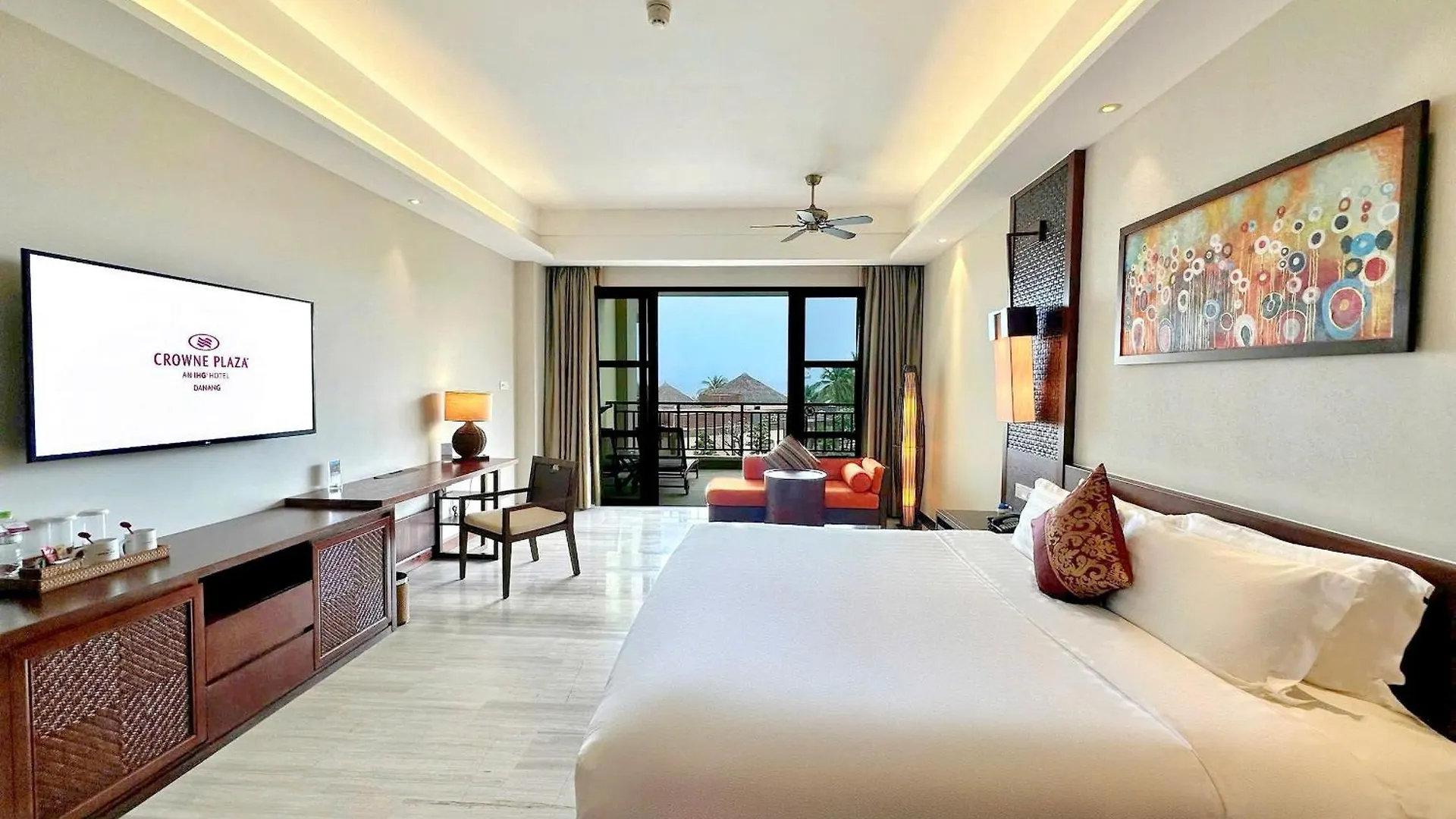 Crowne Plaza Danang Hotel & Resort